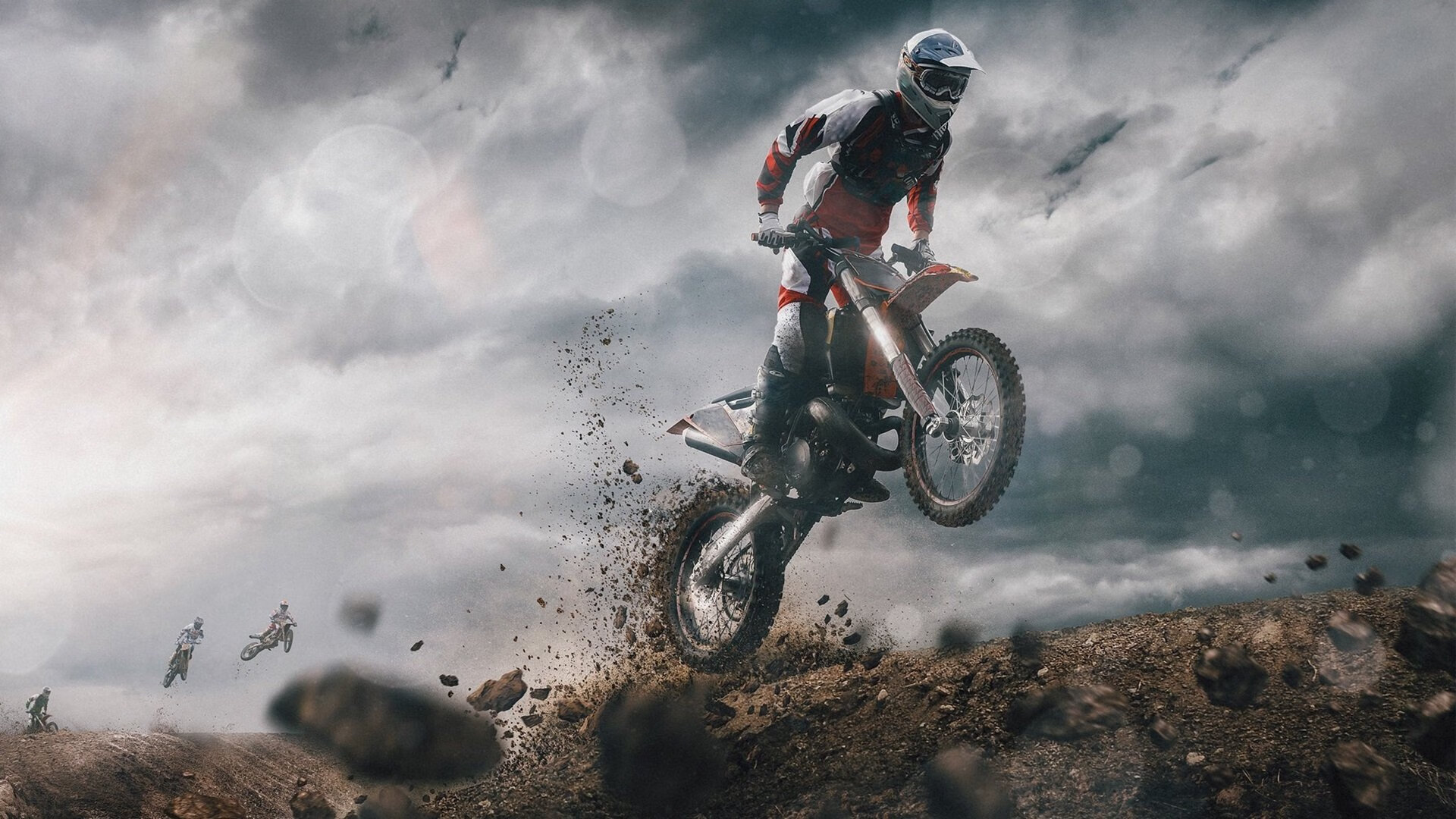 姆巴佩回归赛场，逆转首场状态亮眼，独行侠观众沸腾！